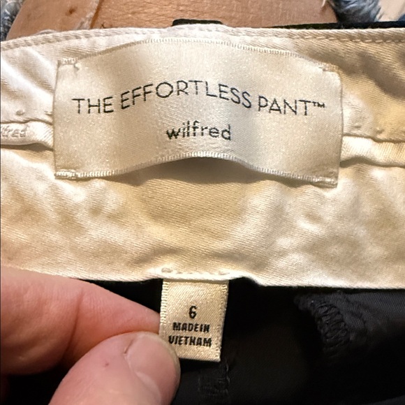 Wilfred Effortless Pants Size 6 Black High Rise Tailored Trouser - Picture 6 of 9